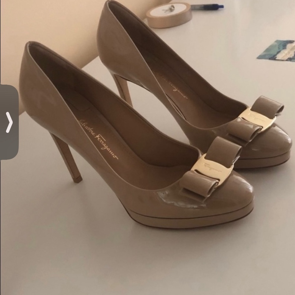 Salvatore Ferragamo Pumps